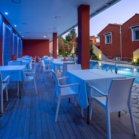 Vliho Bay Boutique Hotel Yénion Exterior foto