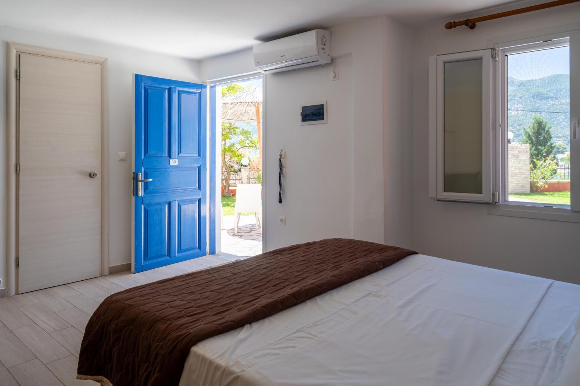 Vliho Bay Boutique Hotel Yénion Quarto foto