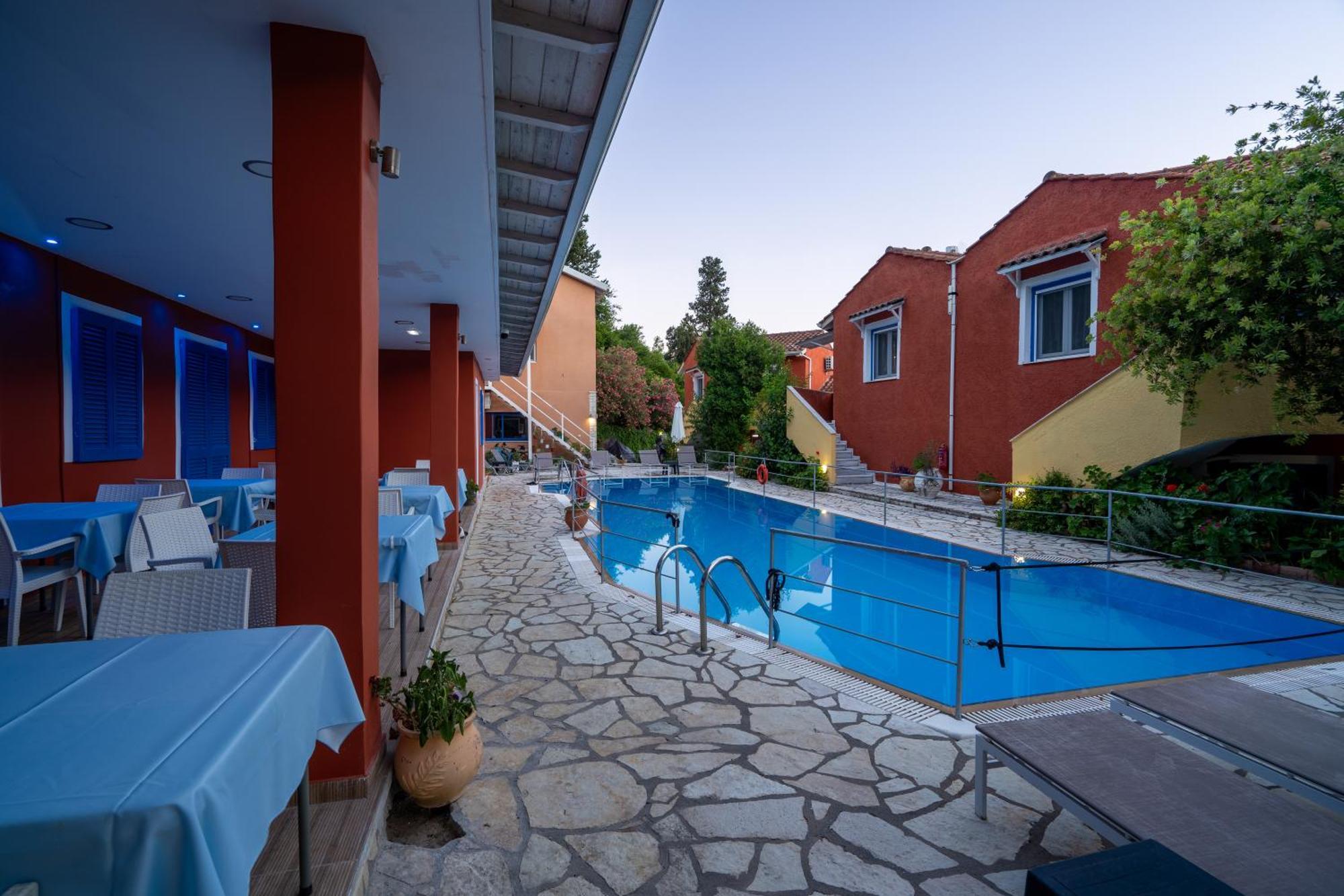 Vliho Bay Boutique Hotel Yénion Exterior foto