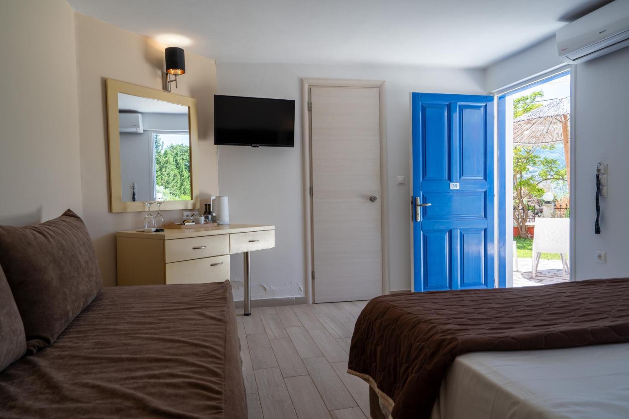 Vliho Bay Boutique Hotel Yénion Quarto foto