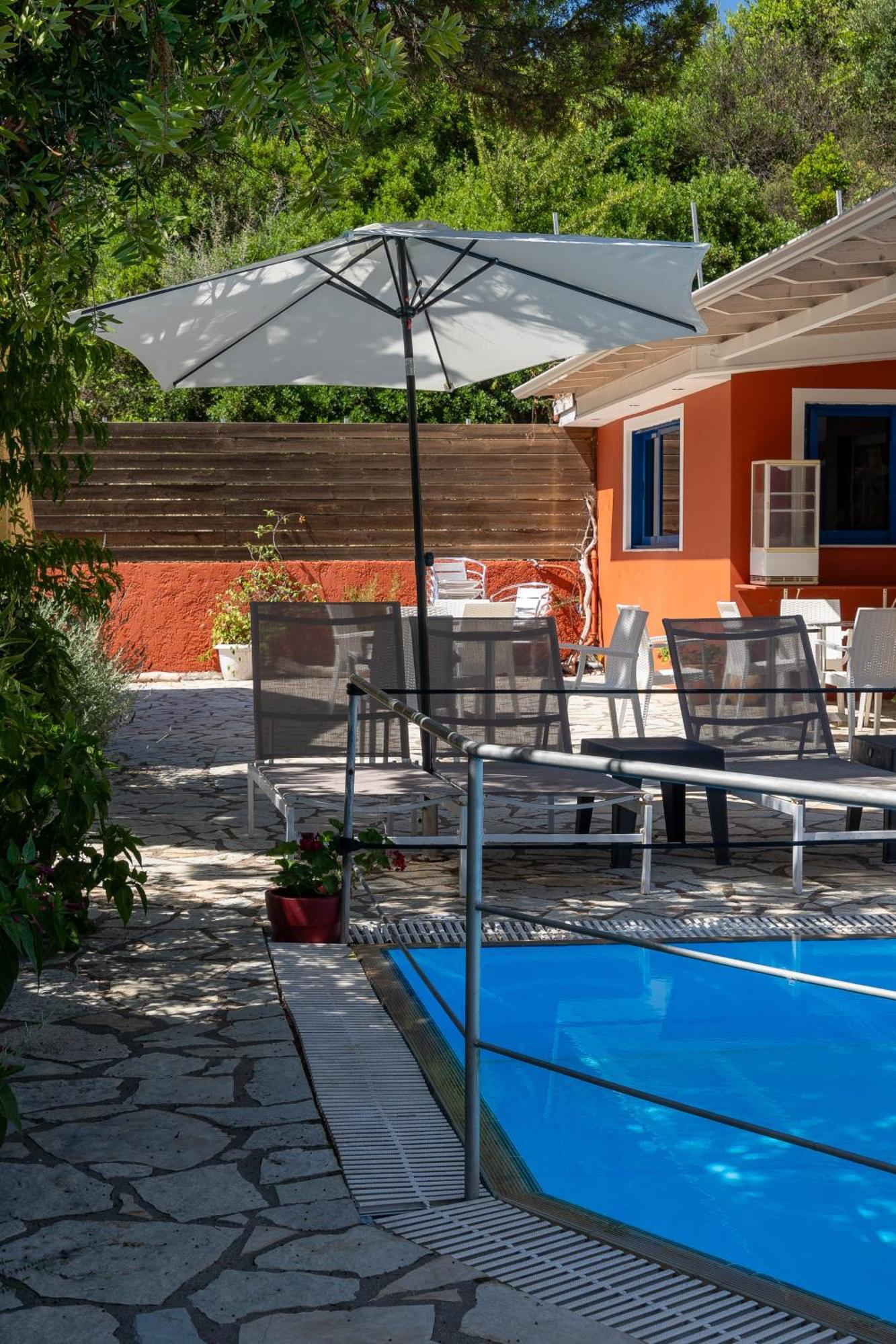 Vliho Bay Boutique Hotel Yénion Exterior foto